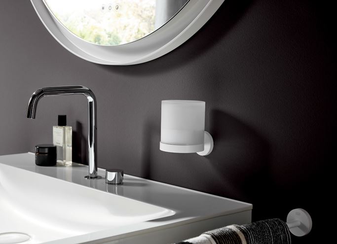 EMCO CONCEPT WHITE dávkovač tekutého mýdla 155 ml, se senzorem, nástěnný, sklo, matná bílá CW432113903 Obrázek - fotka
