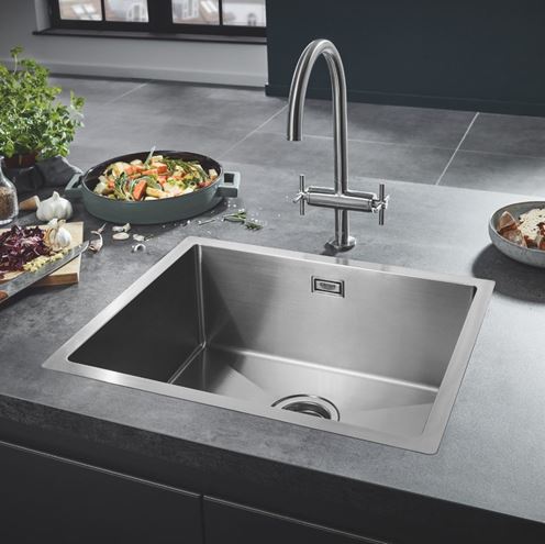 GROHE K700 nerezový dřez 550x450 mm, kartáčovaná nerez  31726SD0 Obrázek - fotka