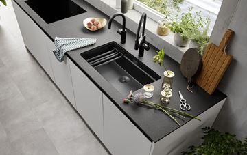 BLANCO ETAGON 700 U granitový dřez 730x460 mm, černá 525891 Obrázek - fotka