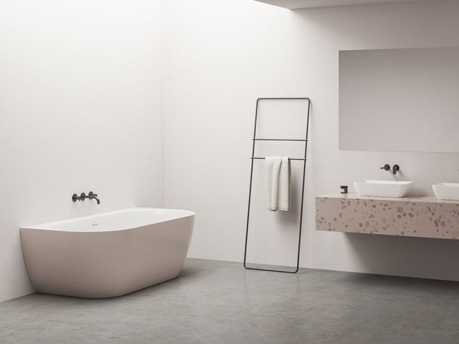 CONCEPT FREE WALL vana 170x87 cm, s nožičkami, akrylát, snowwhite/alabaster pink CE31650000 Obrázek - fotka