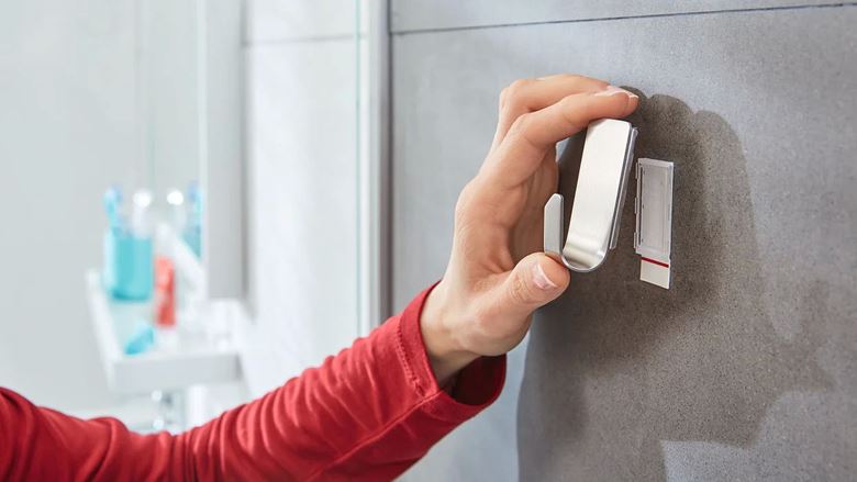 TESA POWERSTRIPS háček na ručník, nerez ocel 59707-00005-00 Obrázek - fotka