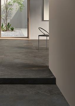 VILLEROY & BOCH MONTAGNE GARDEN dlažba 80x80x2 cm, mat reliéf, anthracite 2886/RC90 Obrázek - fotka