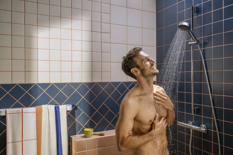 HANSGROHE ACTIVERA SELECT S 2JET sprchová souprava 3-dílná, ruční sprcha pr. 95 mm, 2 proudy, tyč, hadice, EcoSmart, chrom 28046000 Obrázek - fotka