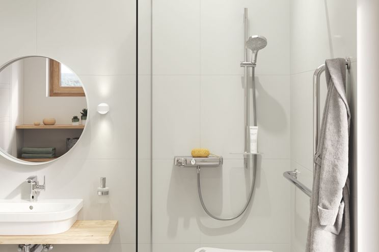 GROHE RAINSHOWER SMARTACTIVE 130 sprchová souprava 4-dílná, ruční sprcha pr. 130 mm, 3 proudy, tyč, hadice, polička, chrom 26548000 Obrázek - fotka
