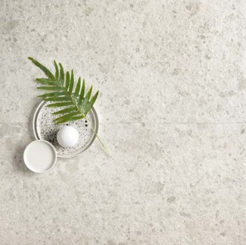 ARIOSTEA FRAGMENTA dlažba 100x100x2 cm, mat, bianco greco PMS100616 Obrázek - fotka