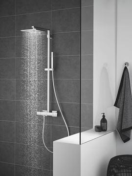 GROHE EUPHORIA CUBE SYSTEM 230 sprchový set s termostatickou baterií, horní sprcha, ruční sprcha, tyč, hadice, chrom 26087000 Obrázek - fotka