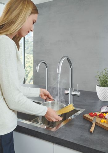 GROHE BLUE HOME dřezová elektronická baterie Mono, s filtračním a chladícím zařízením, Bluetooth, pro jednu vodu, napájení ze sítě, chrom 31498001 Obrázek - fotka