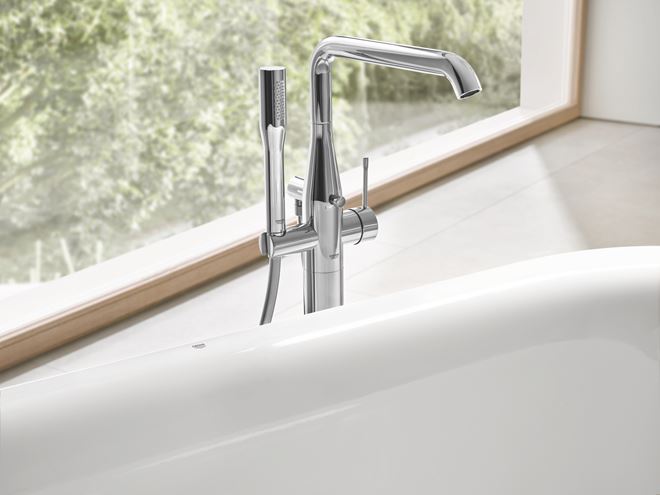 GROHE ESSENCE NEW vanová baterie na podlahu, s přepínačem, se sprchovou soupravou, chrom 23491001 Obrázek - fotka