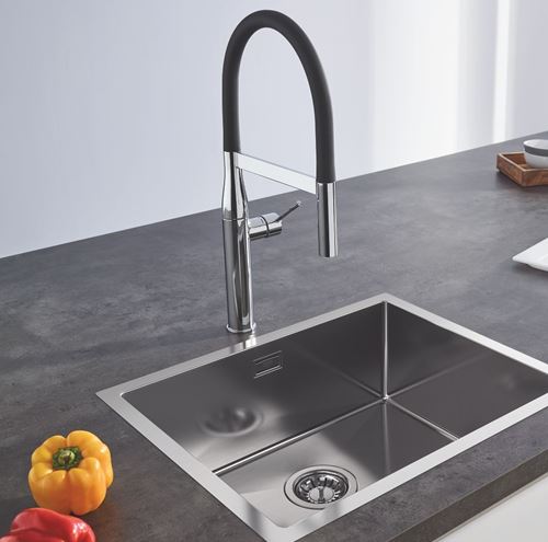 GROHE ESSENCE NEW dřezová baterie, s flexi ramínkem a sprškou, chrom/černá 30503000 Obrázek - fotka