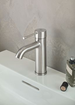 GROHE ESSENCE NEW umyvadlová stojánková baterie, s odtokovou soupravou, supersteel 24171DC1 Obrázek - fotka