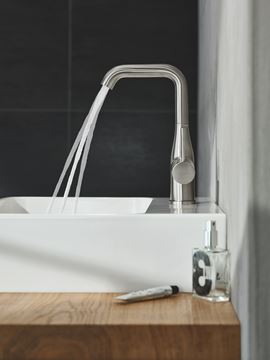 GROHE ESSENCE NEW umyvadlová stojánková baterie, s odtokovou soupravou, supersteel 24174DC1 Obrázek - fotka
