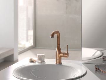 GROHE ESSENCE NEW umyvadlová stojánková baterie, s odtokovou soupravou, kartáčovaný warm sunset 24174DL1 Obrázek - fotka