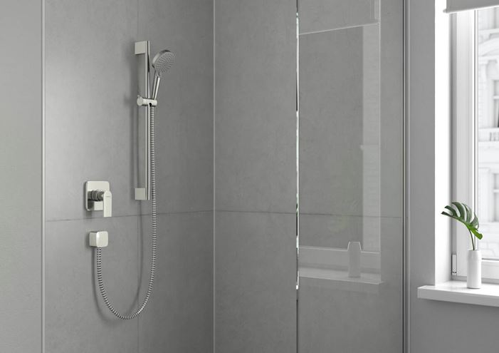 HANSGROHE VERNIS BLEND 100 VARIO 2JET sprchová souprava 3-dílná, ruční sprcha pr. 100 mm, 2 proudy, tyč, hadice, chrom 26275000 Obrázek - fotka