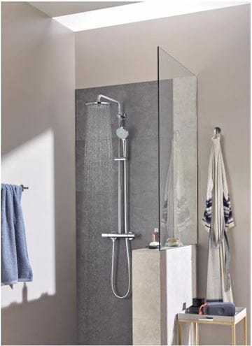 GROHE EUPHORIA SYSTEM 310 sprchový set s termostatickou baterií, horní sprcha, ruční sprcha se 3 proudy, tyč, hadice, chrom 26849000 Obrázek - fotka