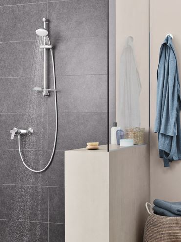 GROHE NEW TEMPESTA 100 sprchová souprava 3-dílná, ruční sprcha pr. 100 mm, 2 proudy, tyč, hadice, Water Saving, chrom 26803000 Obrázek - fotka