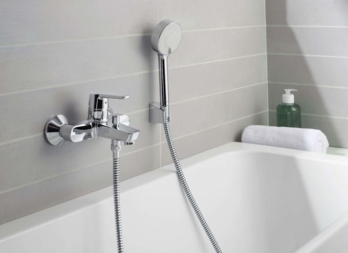 HANSA BASICJET sprchová souprava 3-dílná, ruční sprcha pr. 95 mm, 3 proudy, hadice, držák, Eco, chrom 44680133 Obrázek - fotka