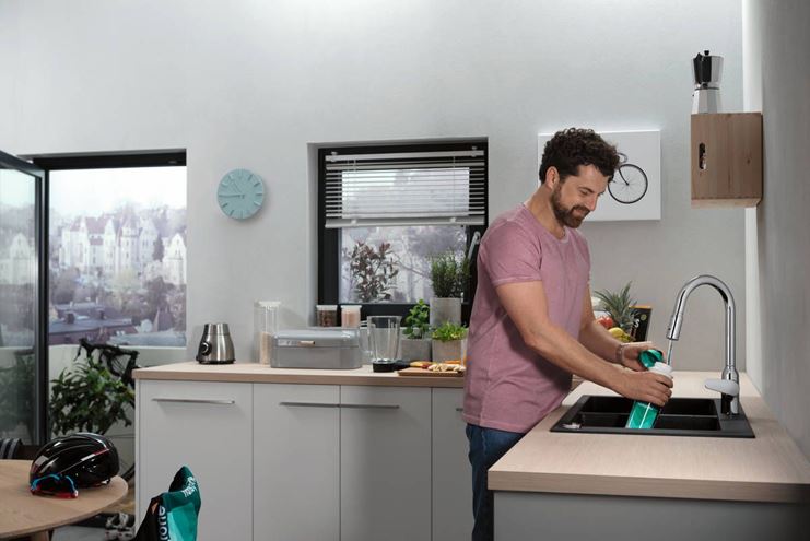 HANSGROHE FOCUS M42 dřezová baterie, s vytahovací sprškou, nerez 71800800 Obrázek - fotka