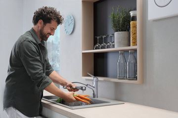 HANSGROHE FOCUS M42 dřezová baterie, s vytahovací koncovkou, nerez 71814800 Obrázek - fotka
