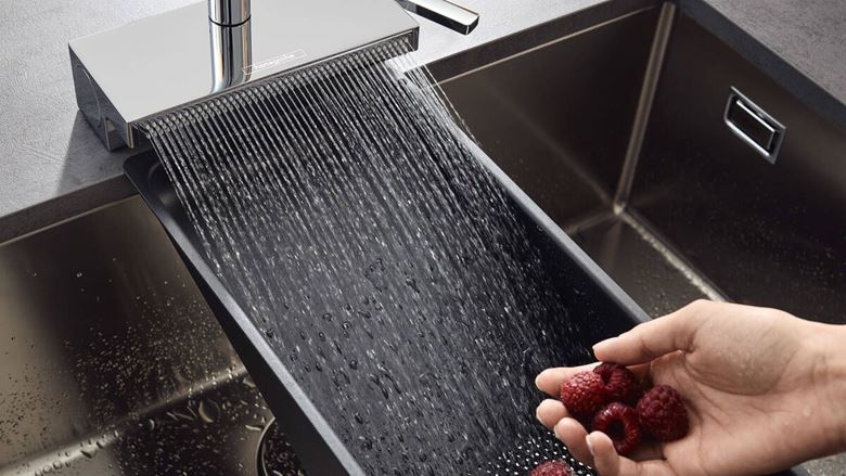 HANSGROHE AQUNO SELECT M81 dřezová baterie, s vytahovací sprškou a plochým sprchovým proudem, sBox, EcoSmart, nerez 73831800 Obrázek - fotka