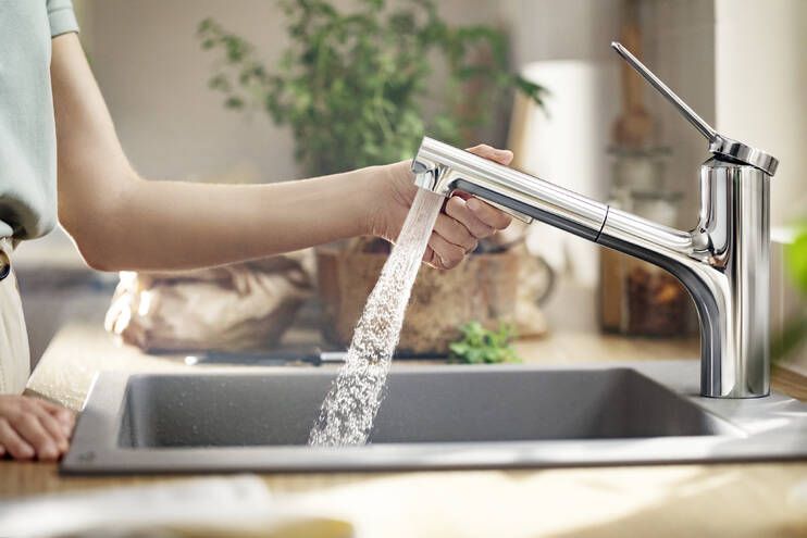 HANSGROHE ZESIS M33 dřezová baterie, s vytahovací sprškou, sBox lite, chrom 74803000 Obrázek - fotka