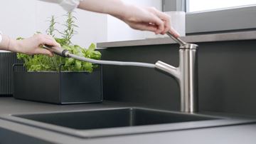 HANSGROHE ZESIS M33 dřezová baterie, s vytahovací sprškou, sBox lite, nerez 74803800 Obrázek - fotka