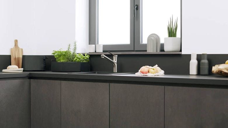 HANSGROHE ZESIS M33 dřezová baterie, s vytahovací sprškou, sBox lite, nerez 74803800 Obrázek - fotka