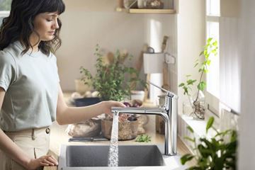 HANSGROHE ZESIS M33 dřezová baterie, s vytahovací sprškou, sBox lite, chrom 74804000 Obrázek - fotka