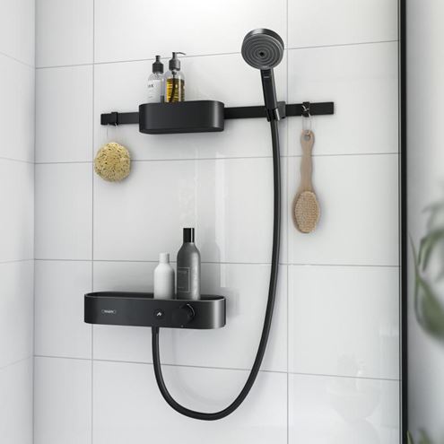 HANSGROHE WALLSTORIS sprchový set s termostatickou baterií, ruční sprcha se 3 proudy, nástěnná tyč, hadice, držák, police, háčky, EcoSmart, matná černá 24250670 Obrázek - fotka