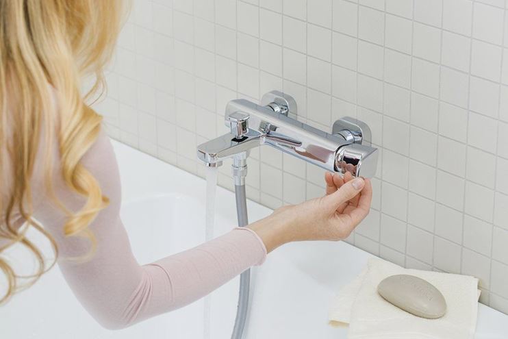 RAVAK 10° TD F 022.00 FREE vanová nástěnná baterie, s přepínačem, chrom X070131 Obrázek - fotka