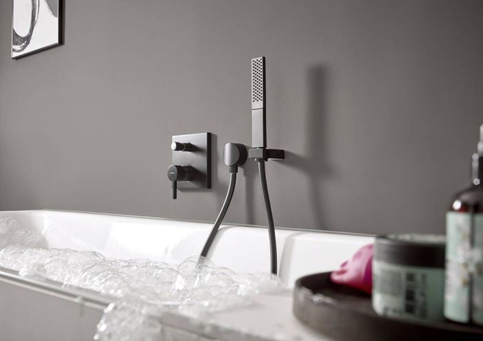HANSGROHE FINORIS vanová podomítková baterie, s přepínačem, matná černá 76416670 Obrázek - fotka