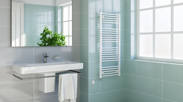 KORADO KORALUX LINEAR COMFORT - E koupelnový radiátor 1220/600, s topnou tyčí, bílá RAL9016 KLT-122060-00E10 Obrázek - fotka