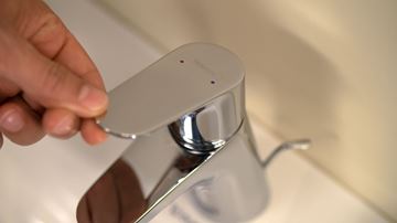 HANSGROHE FOCUS umyvadlová stojánková baterie, s odtokovou soupravou, EcoSmart, chrom 31730000 Obrázek - fotka