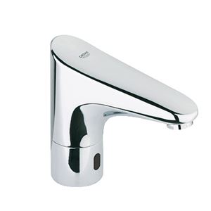 GROHE EUROPLUS E umyvadlová senzorová baterie pro jednu vodu, napájení ze sítě, chrom