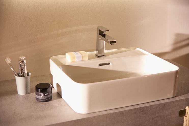 IDEAL STANDARD EDGE SLIM umyvadlová stojánková baterie, chrom A7103AA Obrázek - fotka