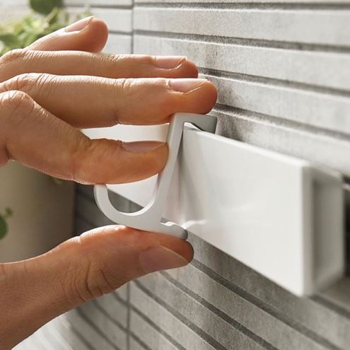 HANSGROHE WALLSTORIS háček na ručník, na lištu, matná černá 27929670 Obrázek - fotka