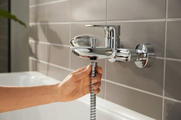 HANSGROHE REBRIS E vanová nástěnná baterie, s přepínačem, chrom 72450000 Obrázek - fotka