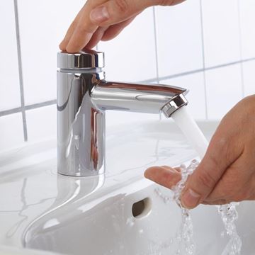 SCHELL PETIT SC umyvadlová stojánková baterie s regulací teploty, samouzavírací, chrom 021510699 Obrázek - fotka