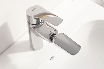 GROHE EUROSMART umyvadlová stojánková baterie, s vytahovací sprškou a odtokovou soupravou, chrom 23976003 Obrázek - fotka
