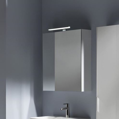 LAUFEN BASE zrcadlová skříňka 60x70x18,5 cm, osvětlení, s vypínačem a el. zásuvkou, panty vpravo, MDF, lesklá bílá H4027521102611 Obrázek - fotka