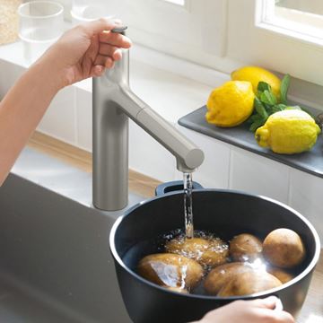 HANSGROHE ZESIS M33 dřezová baterie, s vytahovací sprškou, sBox lite, nerez 74804800 Obrázek - fotka