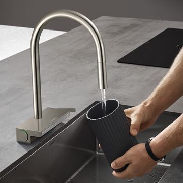 HANSGROHE AQUNO SELECT M81 dřezová baterie, s vytahovací sprškou a plochým sprchovým proudem, sBox, EcoSmart, nerez 73831800 Obrázek - fotka
