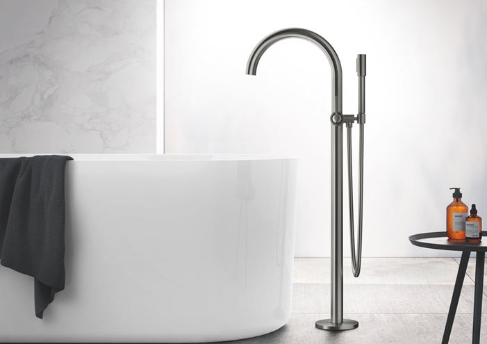 GROHE ATRIO vanová baterie na podlahu, s přepínačem, se sprchovou soupravou, kartáčovaný hard graphite 24368AL0 Obrázek - fotka