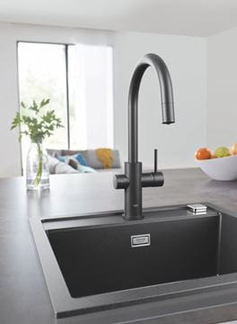 GROHE BLUE HOME dřezová elektronická baterie, s vytahovací koncovkou, s filtračním a chladícím zařízením, Bluetooth, napájení ze sítě, černá 31541KS0 Obrázek - fotka