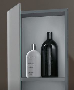 CONCEPT 300 vysoká skříňka 31,6x15,8x158,6 cm, 1 dvířka, Push-open, s osvětlením, bílá/bílé sklo 015-2027 Obrázek - fotka