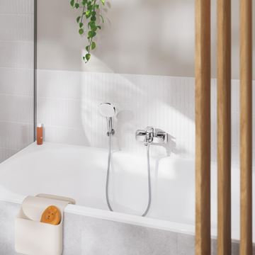 GROHE CUBEO vanová nástěnná baterie, s přepínačem, se sprchovou soupravou, chrom 1018140000 Obrázek - fotka
