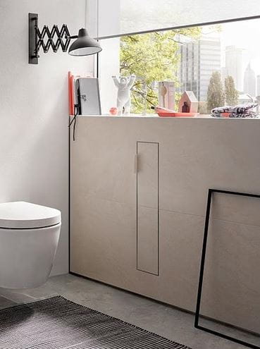 CONCEPT 300 nízká skříňka 15,3x15x80,3 cm, 1 dvířka, panty vpravo, Push-open, s držákem toaletního papíru, s WC štětkou, k obložení 015-2072 Obrázek - fotka