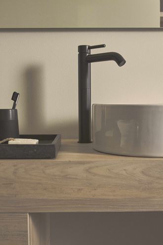 IDEAL STANDARD CERALINE O umyvadlová stojánková baterie, hedvábná černá BC269XG Obrázek - fotka